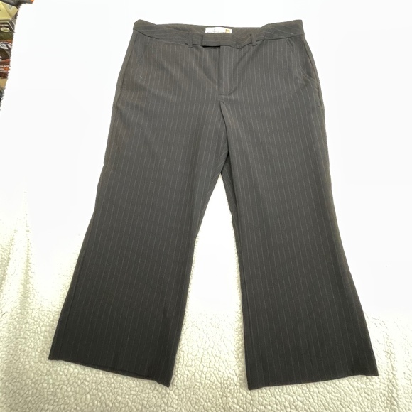 Old Navy Essential Stretch Black Women’s Pin Stripe Pants - Picture 1 of 15